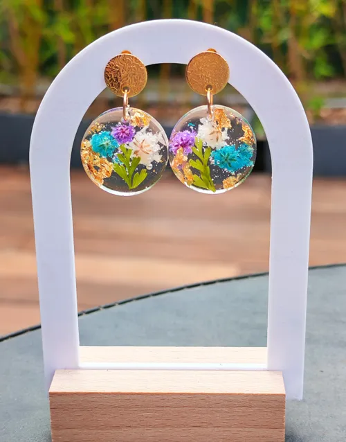 Boucles d'oreilles fleurs séchées résine & doré